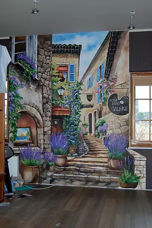 Natasza Sobczak - painting on the wall