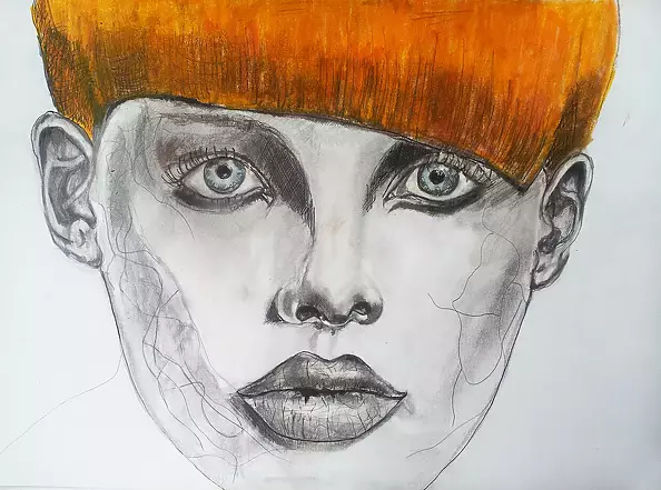 Karolina Kucharska - ore asymmetry