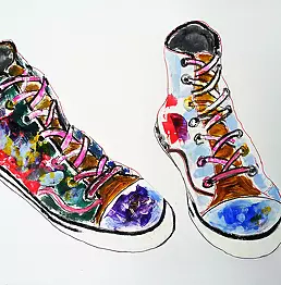 Karolina Kucharska - sneakers painting